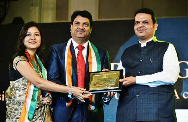 Hon CM at CSR Journal Awards 1