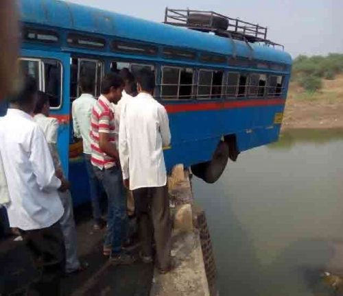 bus_1512636859