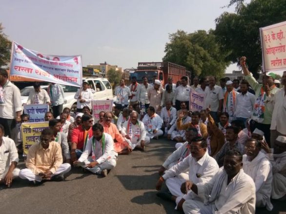 washim-malegaon-rasta-roko_201810149909