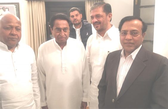 17_Dec_Kamal_Nath_Meeting_Photo-2