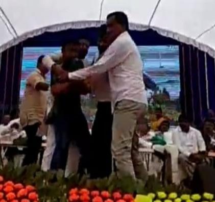 attemp-to-suicide-bhandara_201902199336