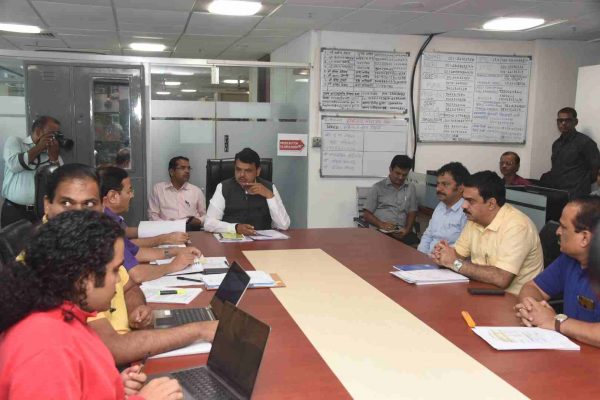 Hon cm sir control room visit mantralaya-1