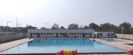 जलतरण तलाव (1)