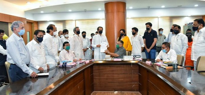 RAJ_5805-01-750x348
