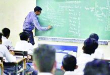योजनेच्या लाभासाठी शिक्षक झाला ‘कामगार’