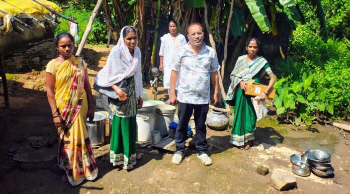 photo_2_One_Day_One_village_abhiyan_container_survey