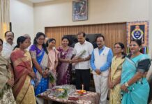 नवनिर्वाचित खासदार राजेंद्र जैन यांचा सडक/अर्जुनी येथे सत्कार