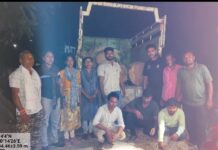 तीन सागवान तस्करांना अटक सालेधारणी-डोंगरगाव मार्गावर वनविभागाची कारवाई