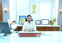 मंदार पत्की यांनी गोंदिया जिल्ह्याचे जिल्हाधिकारी पदाचा पदभार स्वीकारला