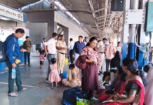 रेल्वे स्थानकावर तिकीट नाका तपासणी मोहिम;२.१२ लाखाचा दंड वसूल
