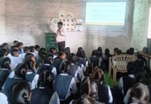 जी.ई.एस.माध्यमिक व उच्च माध्यमिक शाळेत किटकजन्य व जलजन्य आजारावर जनजागृती कार्यशाळा