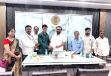 वर्ग ५ ते ८ चे माध्यमिक शाळेवरील शिक्षक अनेक वर्षापासून पदोन्नती पासून वंचित