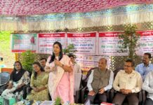 विभागीय आयुक्त रुबल अग्रवाल यांच्याकडून भालावल ग्रामपंचायतीच्या नाविन्यपूर्ण उपक्रमांचे कौतुक