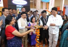 वस्त्रोद्योग मंत्री संजय सावकारे यांच्या हस्ते ‘भारत टेक्स’मधील महाराष्ट्र दालनाचे उद्घाटन
