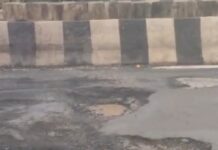 राष्ट्रीय महामार्गावर खड्ड्यांचे साम्राज्य; प्रशासनाचे अक्षम्य दुर्लक्ष!