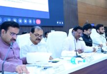 DPDCच्या बैठकीत खासदार राजेंद्र जैन यांनी मांडल्या विकासकामांबाबत विचारला थेट प्रश्न