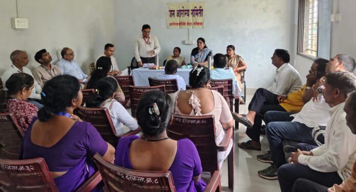 दरेकसा प्राथमिक आरोग्य केंद्रात किटकजन्य आजारांचा आढावा