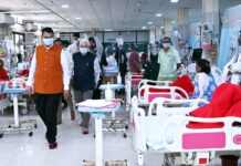 मेडिकल- मेयोमधील कामांची मुख्यमंत्र्यांकडून पाहणी
