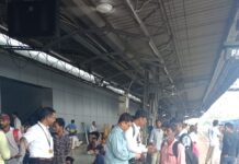 गोंदिया स्टेशन में चलाया गया नाकाबंदी टिकट जांच अभियान;1 लाख 45 हजार का जुर्माना वसूला गया