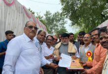 कोहळी समाजाच्या विविध मागण्यांसाठी उद्योगमंत्र्यांना निवेदन