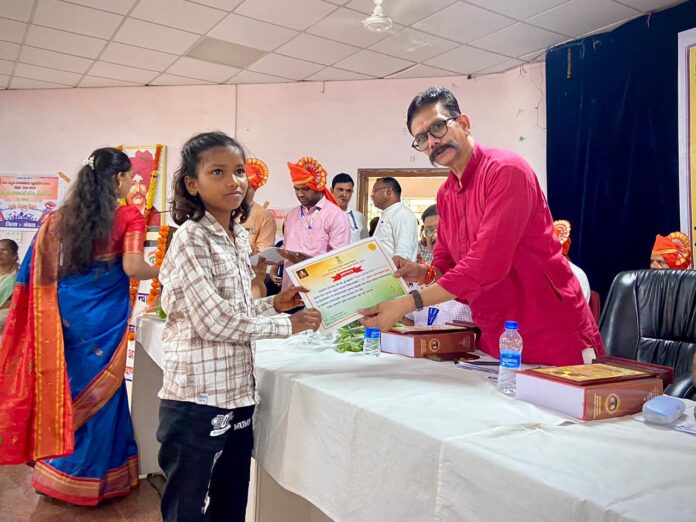 शासकीय योजना भटक्या-विमुक्तांपर्यंत पोहोचविण्यासाठी विशेष शिबिरे घ्यावीत. 03