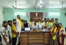 साकोली येथे ओबीसी जनगणनेसाठी तहसीलदारांमार्फत निवेदन सादर