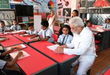 जिल्ह्यातील शालेय पायाभूत सुविधांसाठी निधीची कमतरता भासू देणार नाही– शिक्षणमंत्री दादाजी भुसे